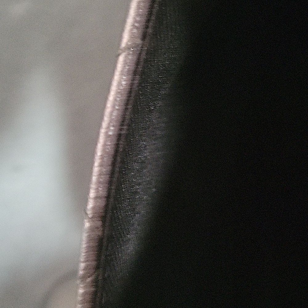 Metallic leather bag. - Picture 12 of 12
